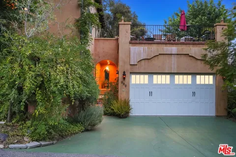 $1,999,000 | 754 Basin Drive, Topanga, CA 90290