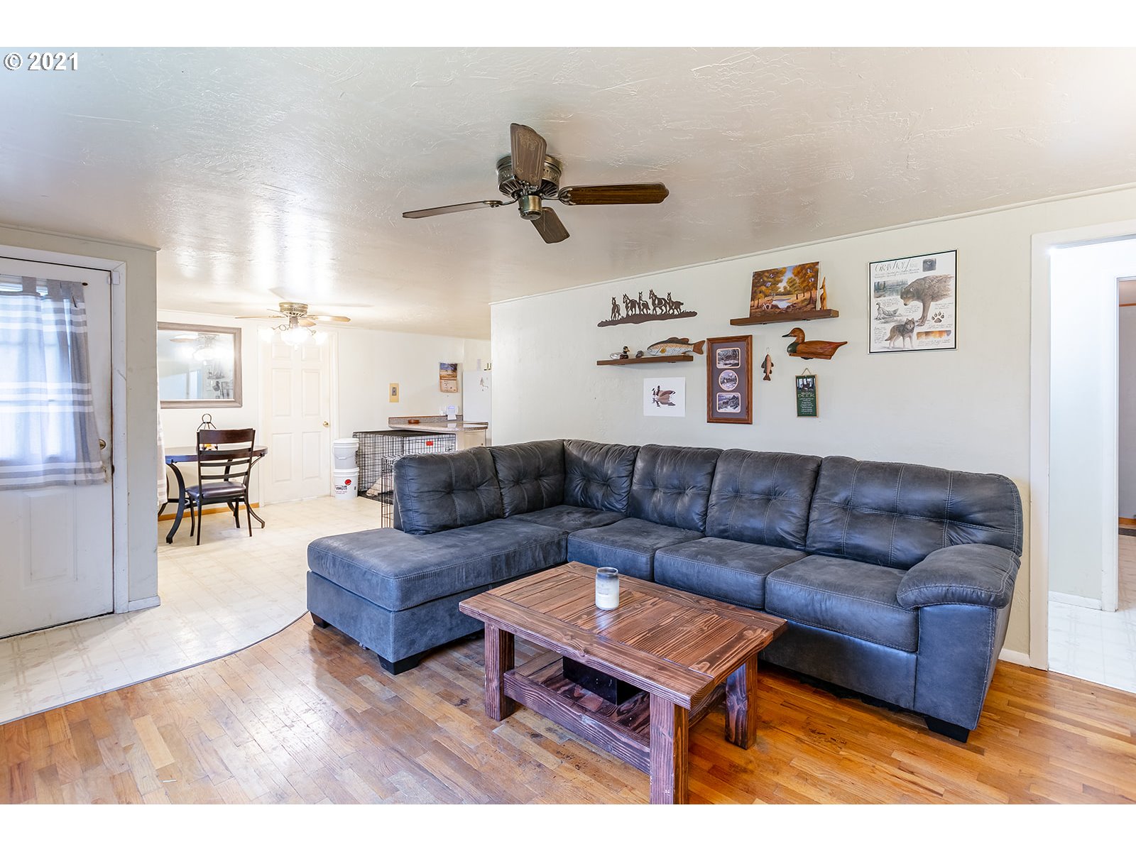 610 54th Street Springfield, OR 97478 - Photo 5 of 28