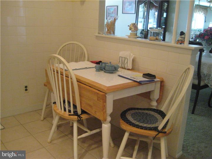 3331 South Keswick Road Philadelphia, PA 19114 - Photo 4 of 21 Gallery Image 4
