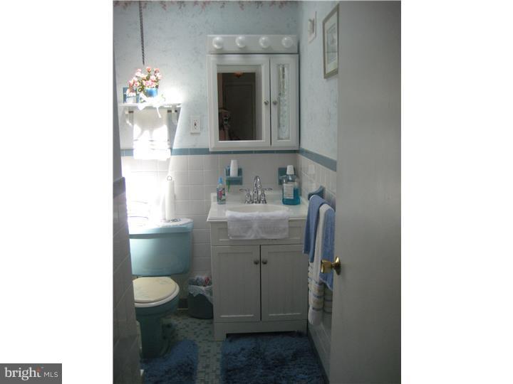 3331 South Keswick Road Philadelphia, PA 19114 - Photo 9 of 21 Gallery Image 9