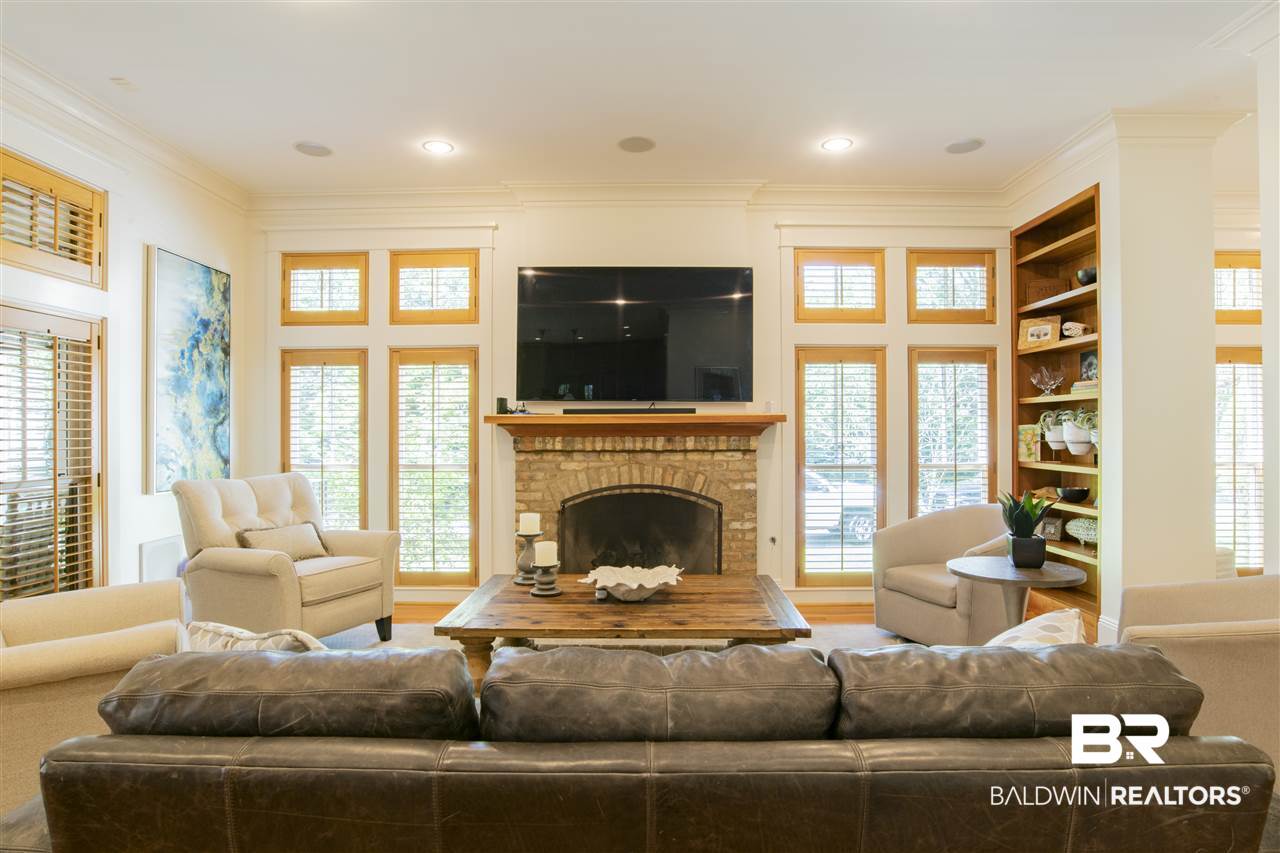 100 Morphy Avenue Fairhope, AL 36532 - Photo 10 of 38