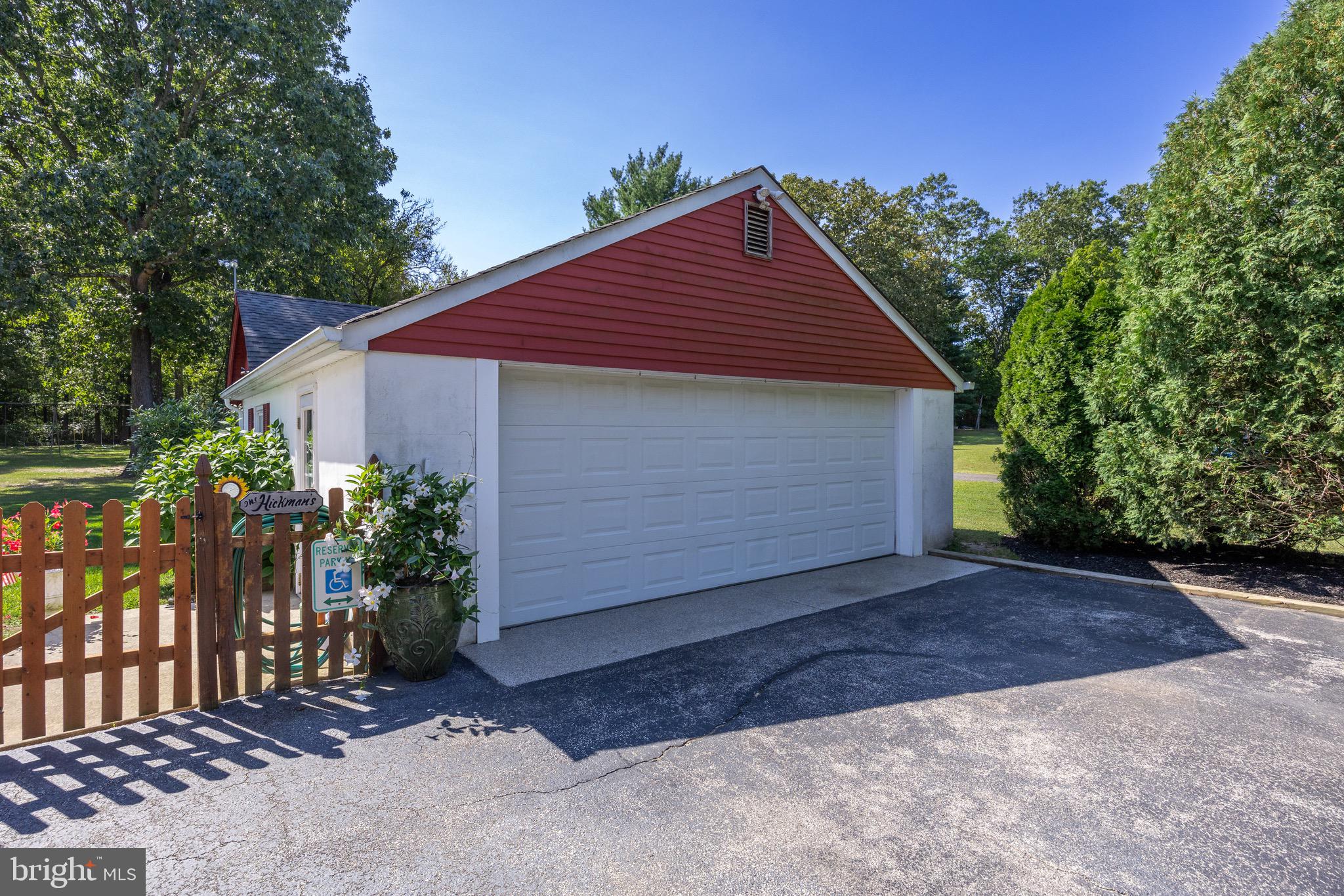 10 Cedar Brook Road Sicklerville, NJ 08081 - Photo 39 of 52 a front view of house with yard and trees