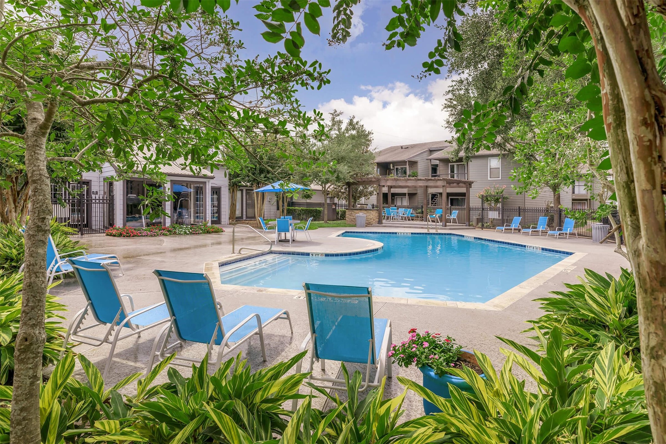 265 El Dorado Boulevard, Unit 2323 Webster, TX 77598 - Photo 26 of 30 a view of a swimming pool with a patio