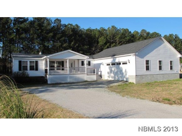 198 Shingle Brook Road New Bern, NC 28560 - Photo 1 of 25 Primary Photo