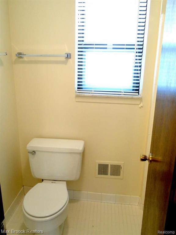 177 East Long Lake Road Bloomfield Hills, MI 48304 - Photo 28 of 30