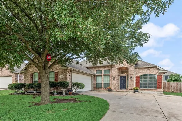 $320,000 | 1022 Spinnaker Drive, Forney, TX 75126