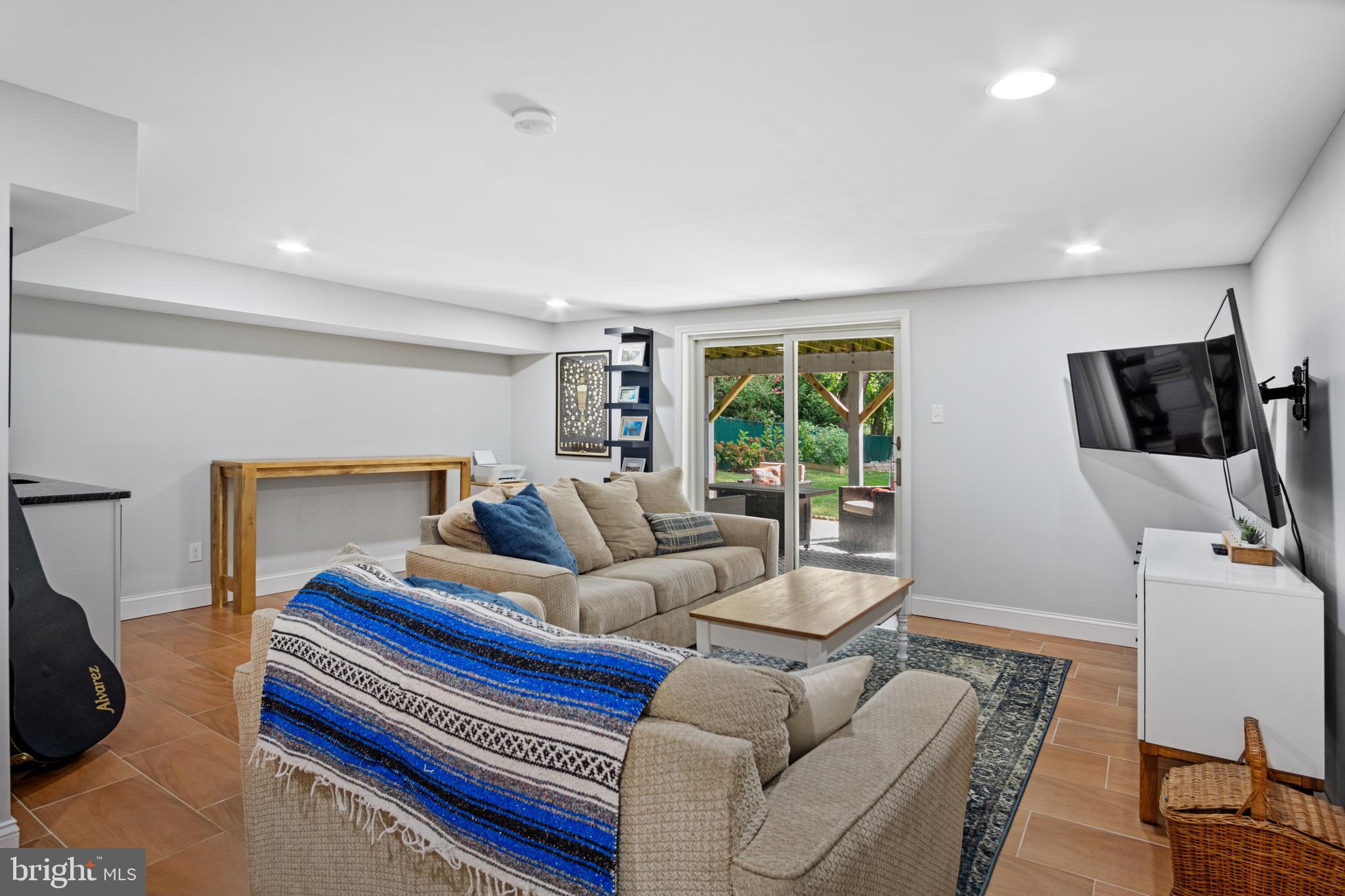 319 Lodge Road Philadelphia, PA 19128 - Photo 15 of 24