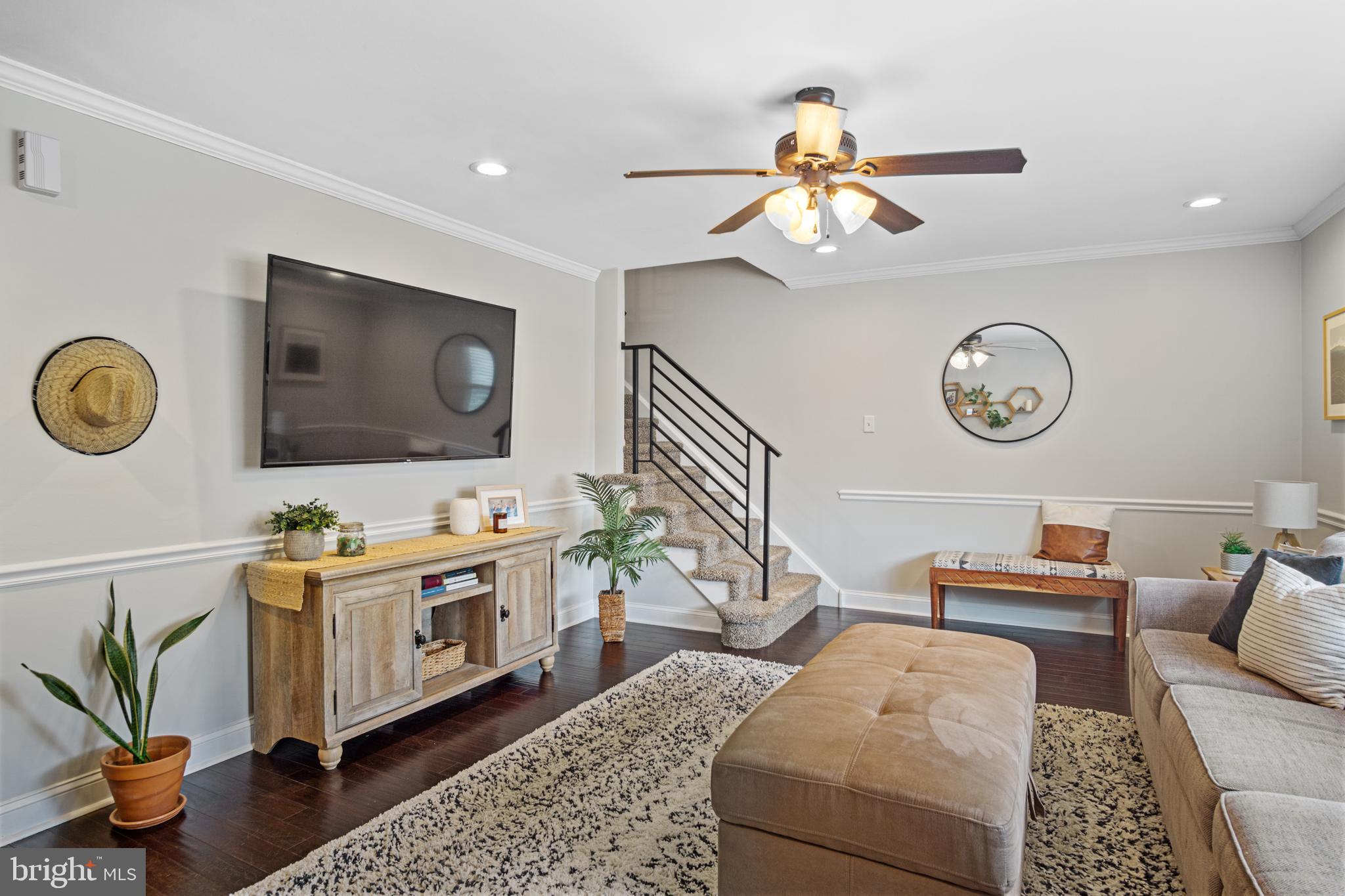 319 Lodge Road Philadelphia, PA 19128 - Photo 6 of 24