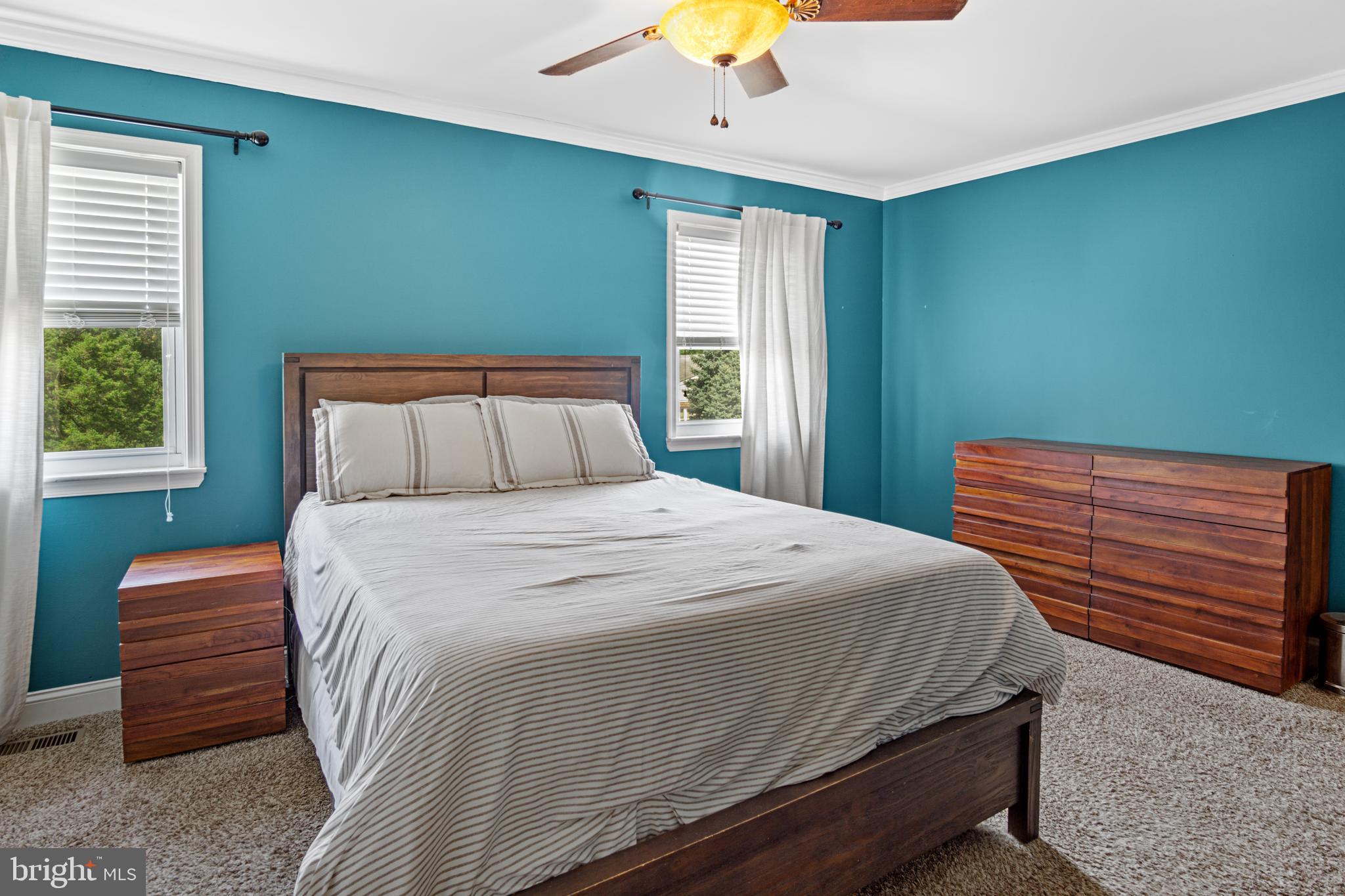 319 Lodge Road Philadelphia, PA 19128 - Photo 9 of 24