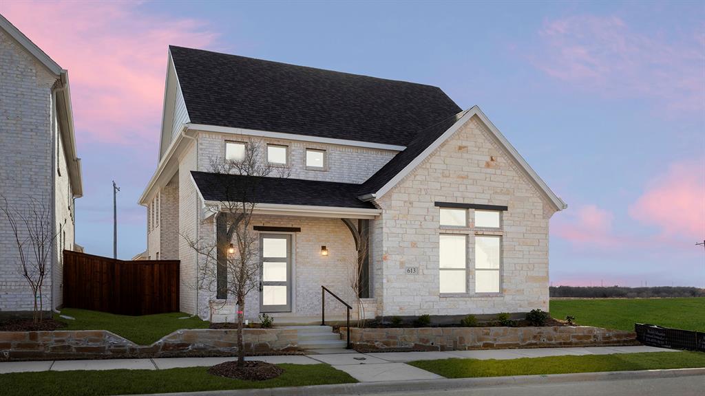 613 Wicklow Court Celina, TX 75009 - Photo 3 of 30 29. 613 Wicklow - Twilight (2)