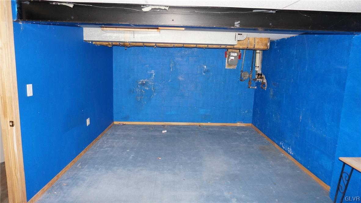 968 Juniper Road Hellertown, PA 18055 - Photo 24 of 33