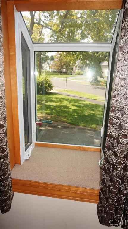 968 Juniper Road Hellertown, PA 18055 - Photo 7 of 33