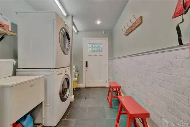 $1,250,000 | 84 Highview Avenue, Nanuet, NY 10954