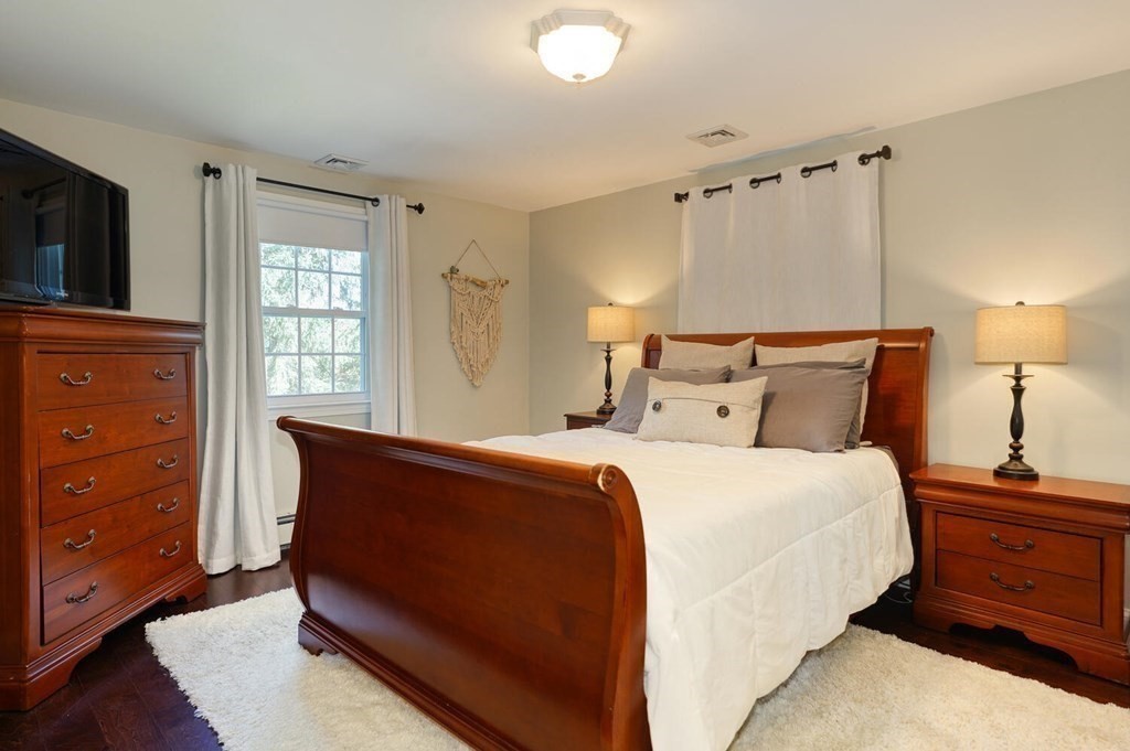 221 Leominster Road Lunenburg, MA 01462 - Photo 14 of 36