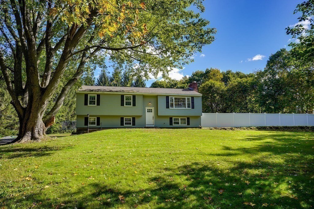 221 Leominster Road Lunenburg, MA 01462 - Photo 32 of 36