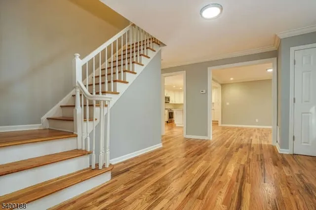 $989,000 | 5 Fernwood Road, Warren, NJ 07059