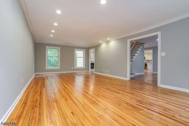 $989,000 | 5 Fernwood Road, Warren, NJ 07059