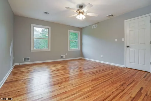 $989,000 | 5 Fernwood Road, Warren, NJ 07059