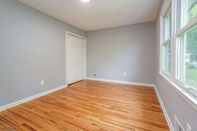 $989,000 | 5 Fernwood Road, Warren, NJ 07059