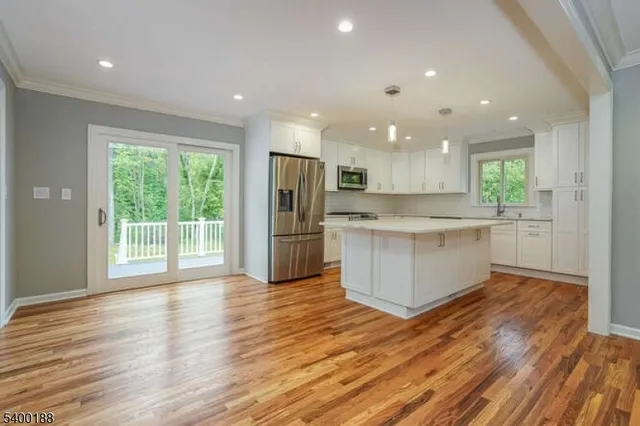 $989,000 | 5 Fernwood Road, Warren, NJ 07059