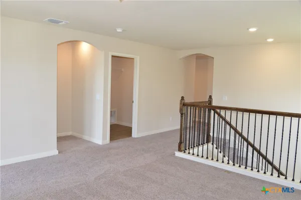 $2,350 | 741 Farmers, New Braunfels, TX 78130