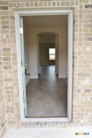 $2,350 | 741 Farmers, New Braunfels, TX 78130