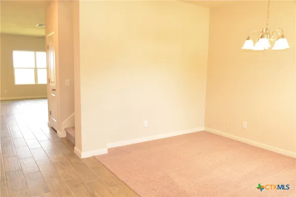 $2,350 | 741 Farmers, New Braunfels, TX 78130