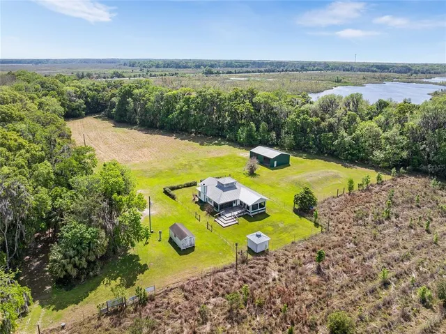 $795,000 | 22706 Highway 301, Hawthorne, FL 32640