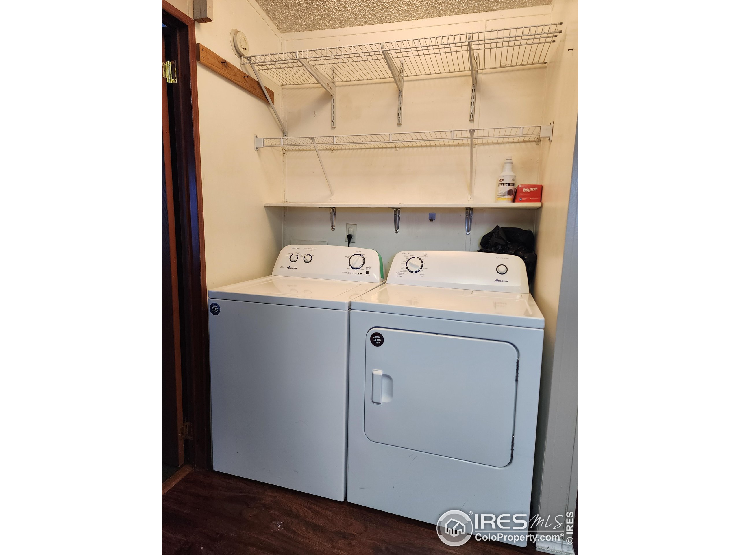 5000 Butte Street, Unit 208 Boulder, CO 80301 - Photo 30 of 37 a utility room with dryer and washer