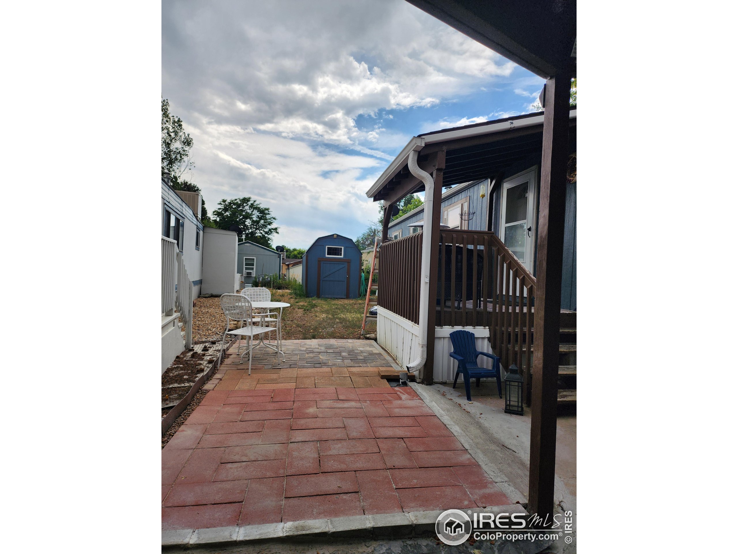 5000 Butte Street, Unit 208 Boulder, CO 80301 - Photo 33 of 37 a living room with furniture
