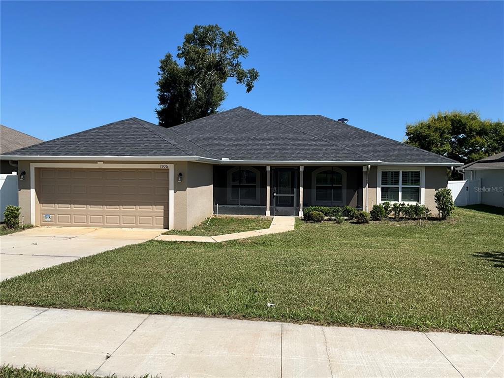 1906 Angel Fish Loop Leesburg, FL 34748 - Photo 3 of 81 Gallery Image 3