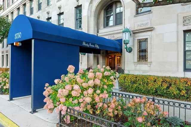 $550,000 | 3750 North Lake Shore Drive, Unit 15B, Chicago, IL 60613