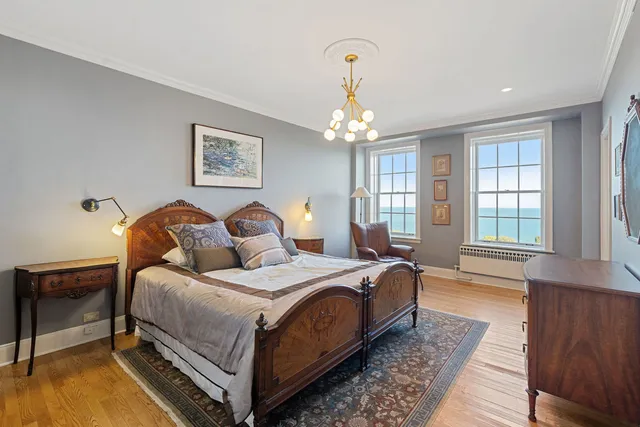 $550,000 | 3750 North Lake Shore Drive, Unit 15B, Chicago, IL 60613