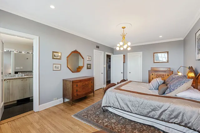 $550,000 | 3750 North Lake Shore Drive, Unit 15B, Chicago, IL 60613