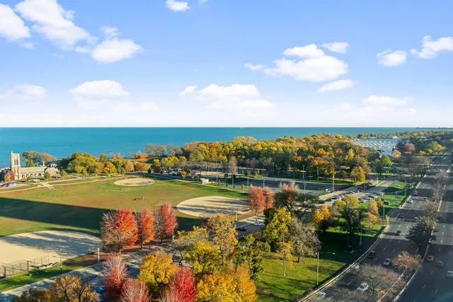 $550,000 | 3750 North Lake Shore Drive, Unit 15B, Chicago, IL 60613