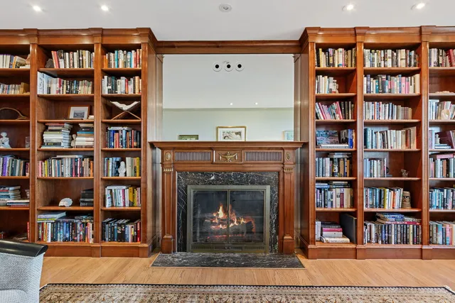 $550,000 | 3750 North Lake Shore Drive, Unit 15B, Chicago, IL 60613