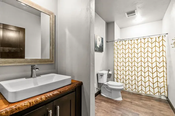 $940,000 | 657 Hideaway Court, Combined Locks, WI 54113