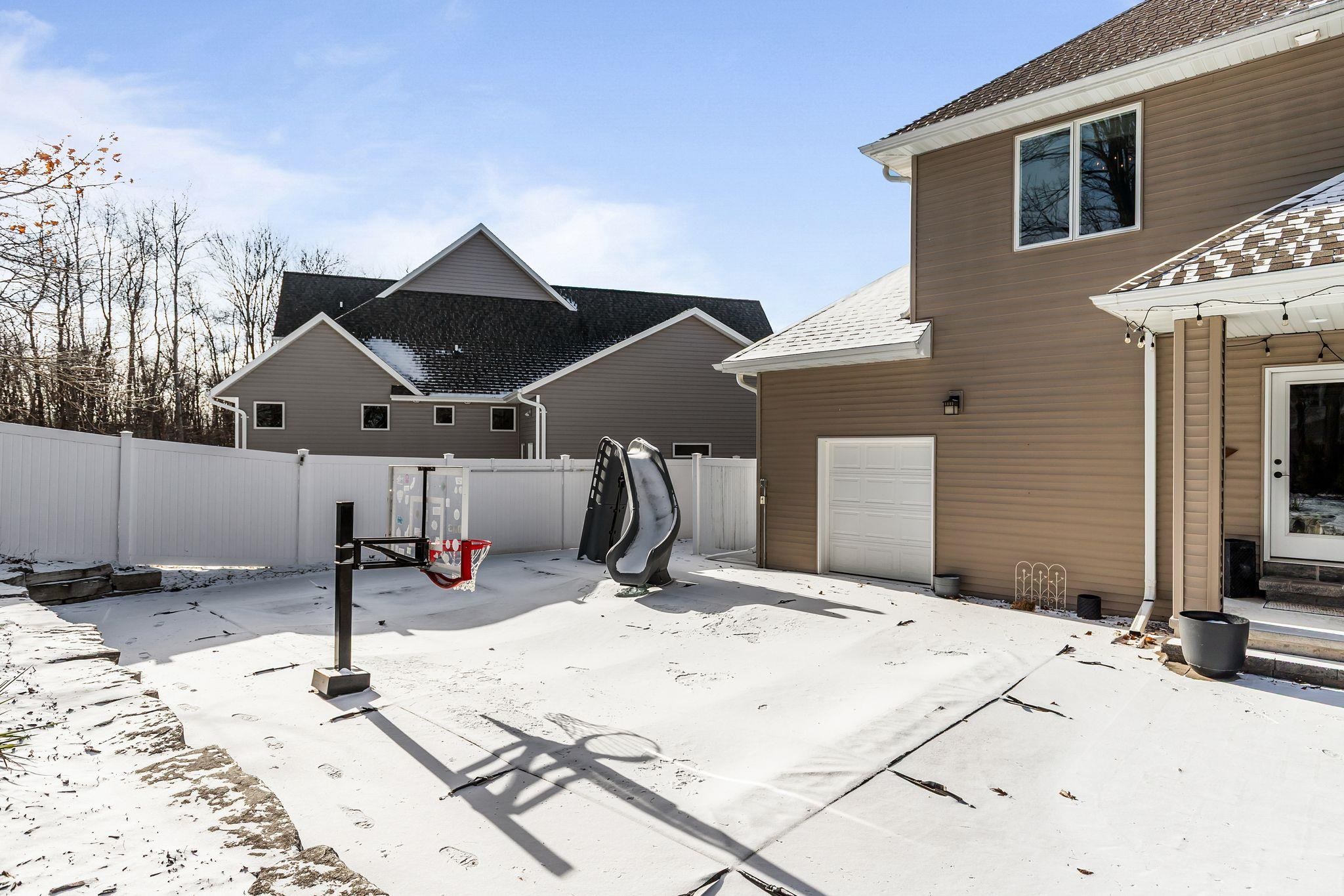 657 Hideaway Court Combined Locks, WI 54113 - Photo 50 of 55