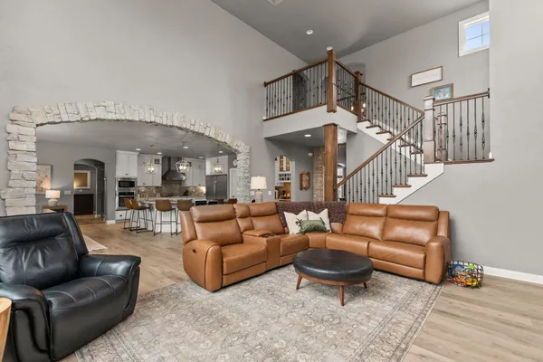 $940,000 | 657 Hideaway Court, Combined Locks, WI 54113