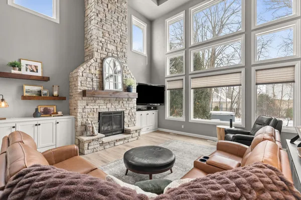 $940,000 | 657 Hideaway Court, Combined Locks, WI 54113