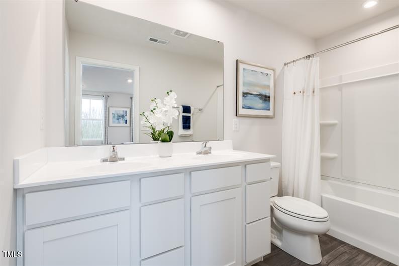 808 Brook Bawn Road Wendell, NC 27591 - Photo 11 of 12 Owners Bath
