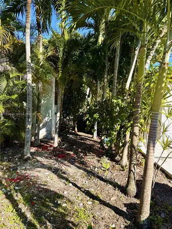 $375,000 | 11741 Northeast 13th Avenue, Miami, FL 33161