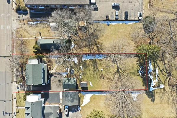 $499,000 | 1311 North Richmond Road, McHenry, IL 60050