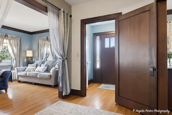 $499,000 | 1311 North Richmond Road, McHenry, IL 60050