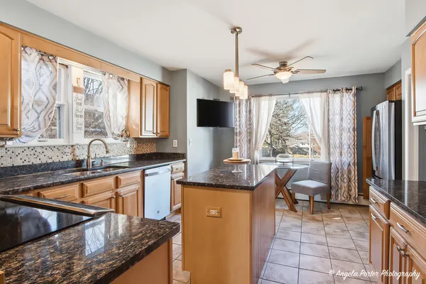 $499,000 | 1311 North Richmond Road, McHenry, IL 60050