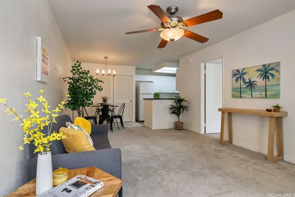$345,000 | 492 Mananai Place, Unit 13E, Honolulu, HI 96818