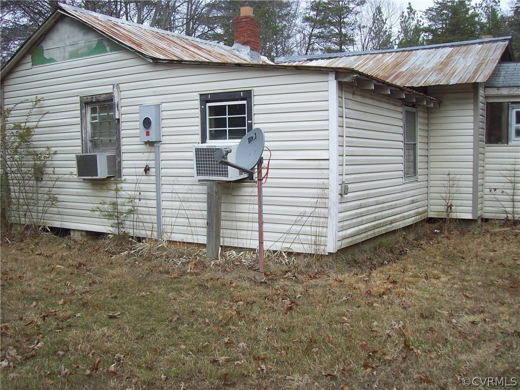 17760 Tyler Station Road Beaverdam, VA 23015 - Photo 3 of 5 Gallery Image 3