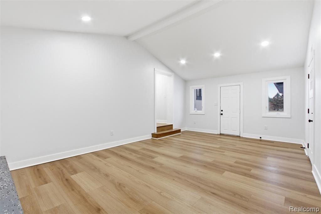 23157 Karr Road Belleville, MI 48111 - Photo 20 of 35 Gallery Image 20