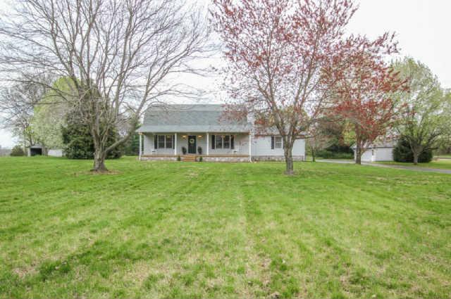 385 Horn Springs Road Lebanon, TN 37087 - Photo 2 of 20 2 level acres in a park like setting and so close to town!