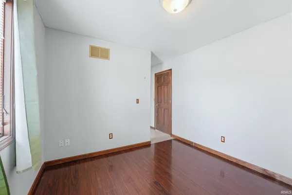 $349,000 | 302 Willard Drive, Auburn, IN 46706